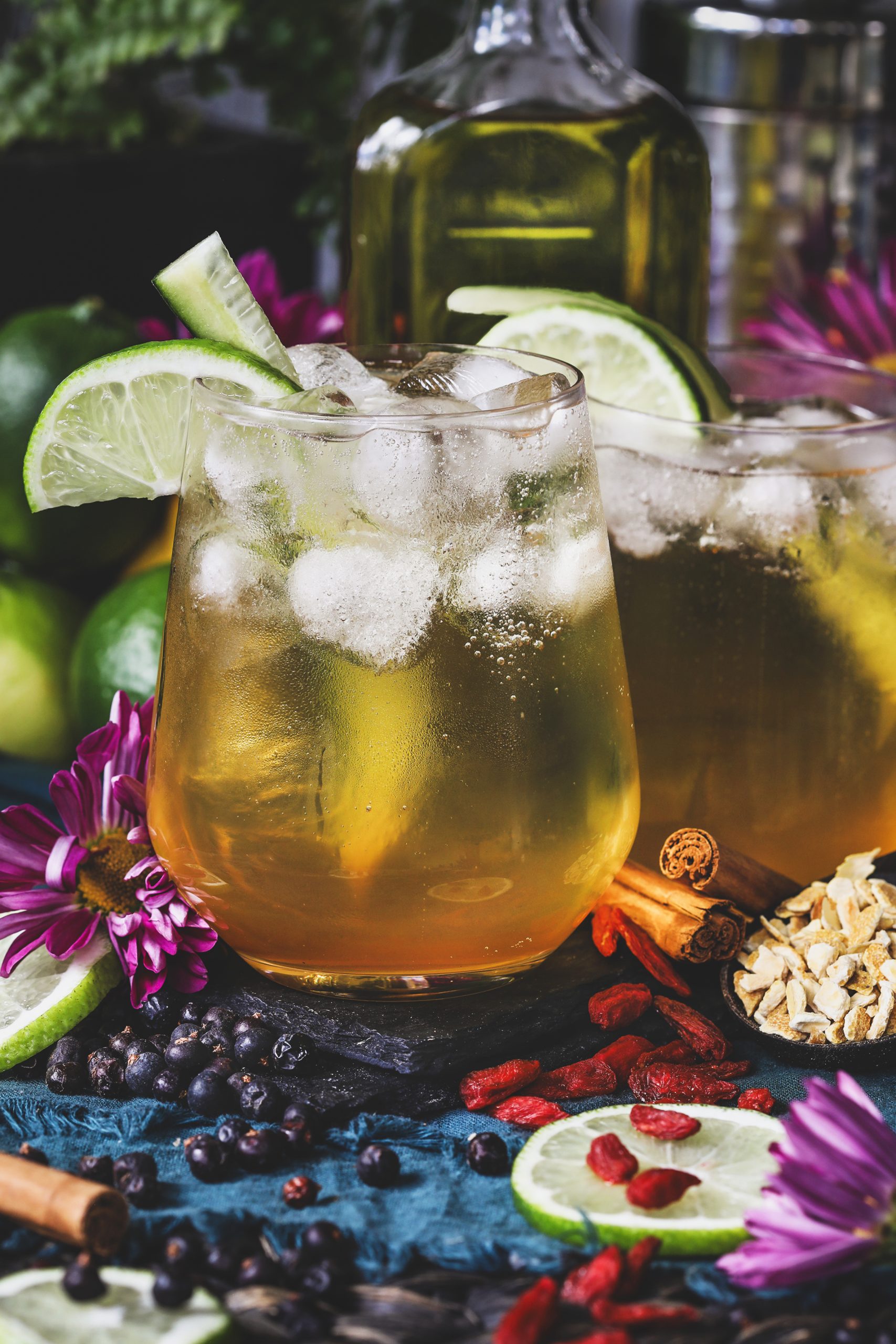 A frosty elderflower cocktail with garnishes
