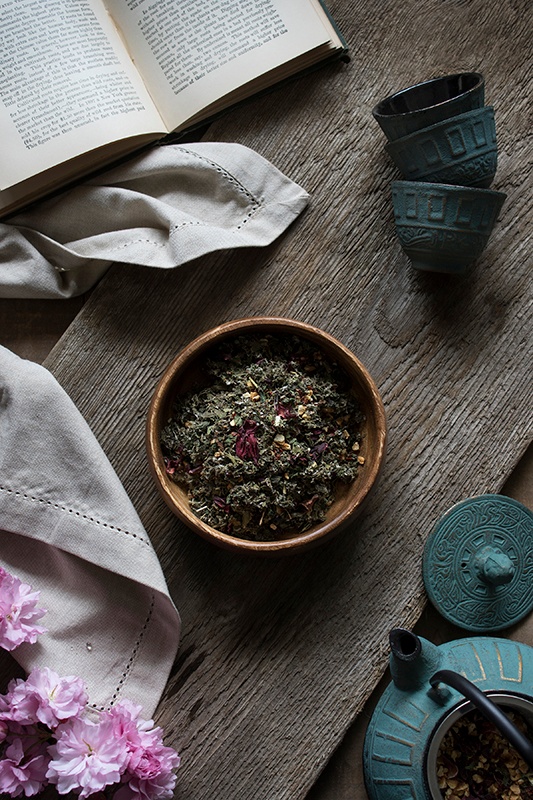 wooden bowl with raspberry tea leaf blend wooden bowl with raspberry tea leaf blend